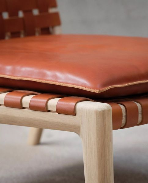 Крісло Lounge Chair 01 by Vincent Van Duysen ZARA 3390073 фото