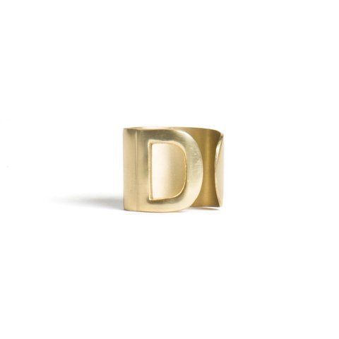 Кільце для серветки з літерою &laquo;D&raquo; LET03004 фото